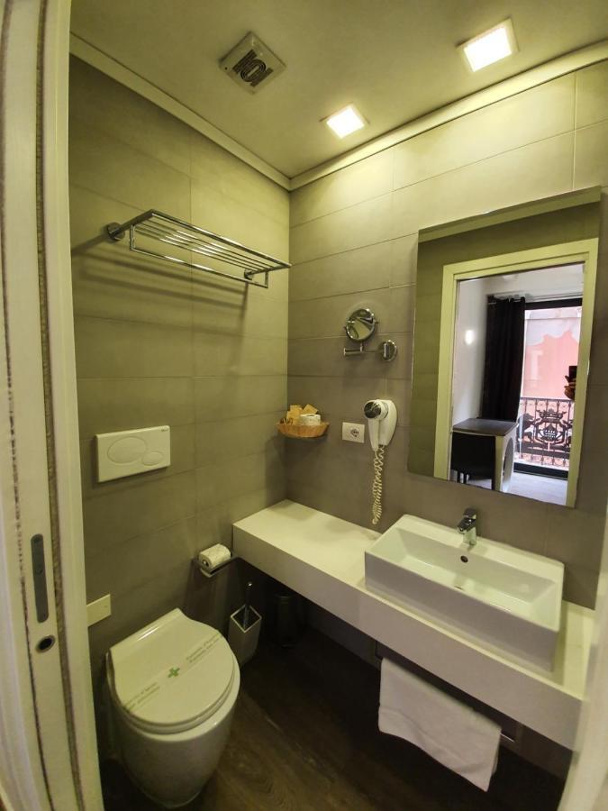 Emphasis Suites & Rooms Cagliari Exterior foto