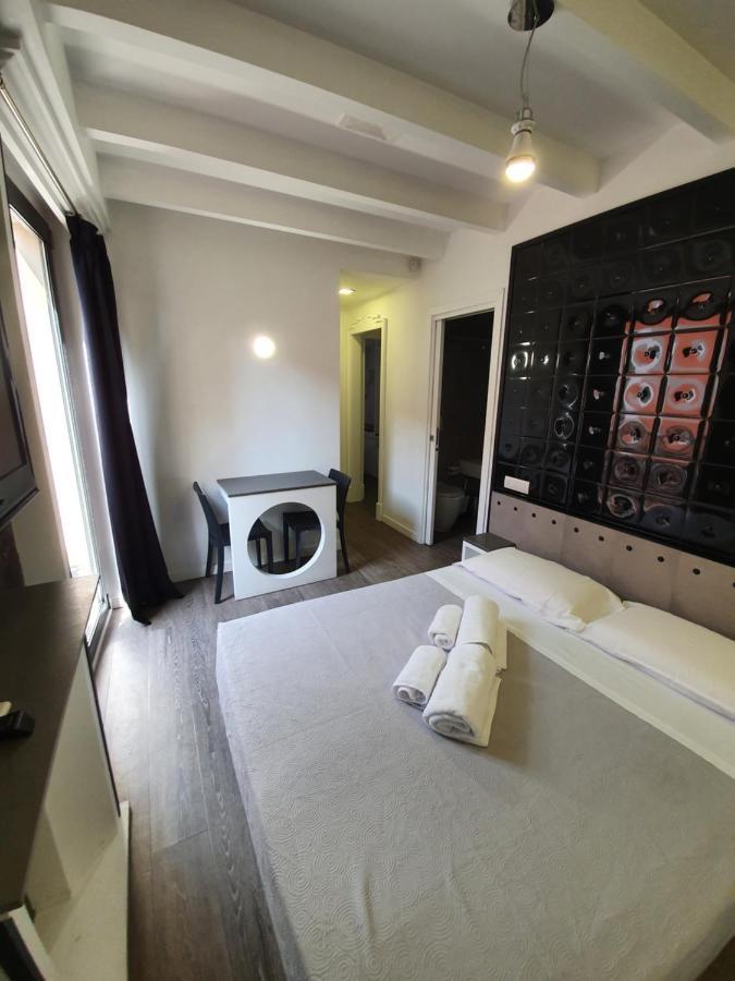 Emphasis Suites & Rooms Cagliari Exterior foto
